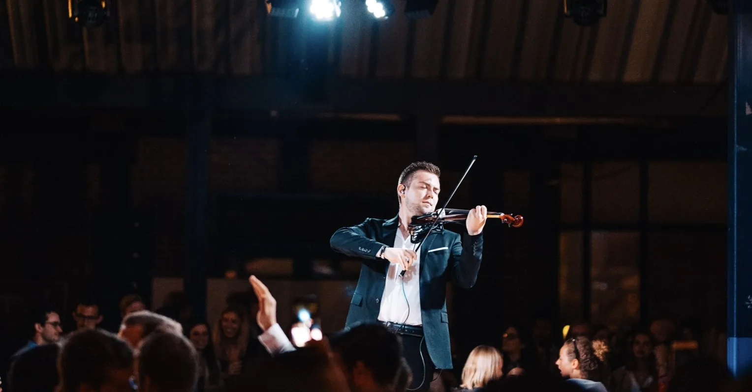 Violinist — Delighted Agency, photo 1