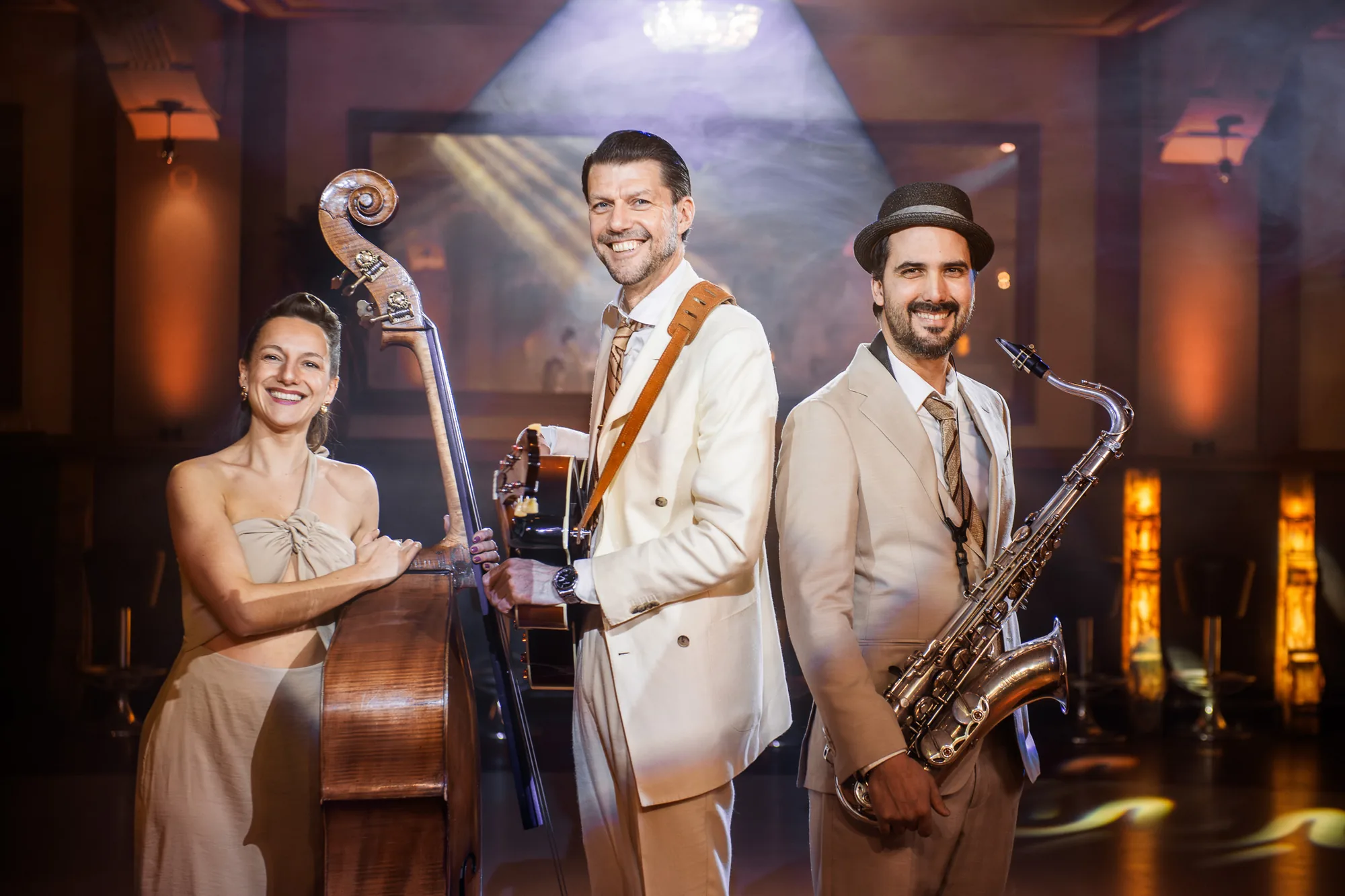 Vintage Band — Delighted Agency, photo 9